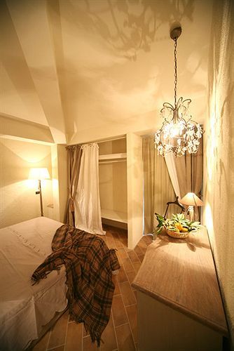 Il Poggio Country Resort Graniti Ngoại thất bức ảnh